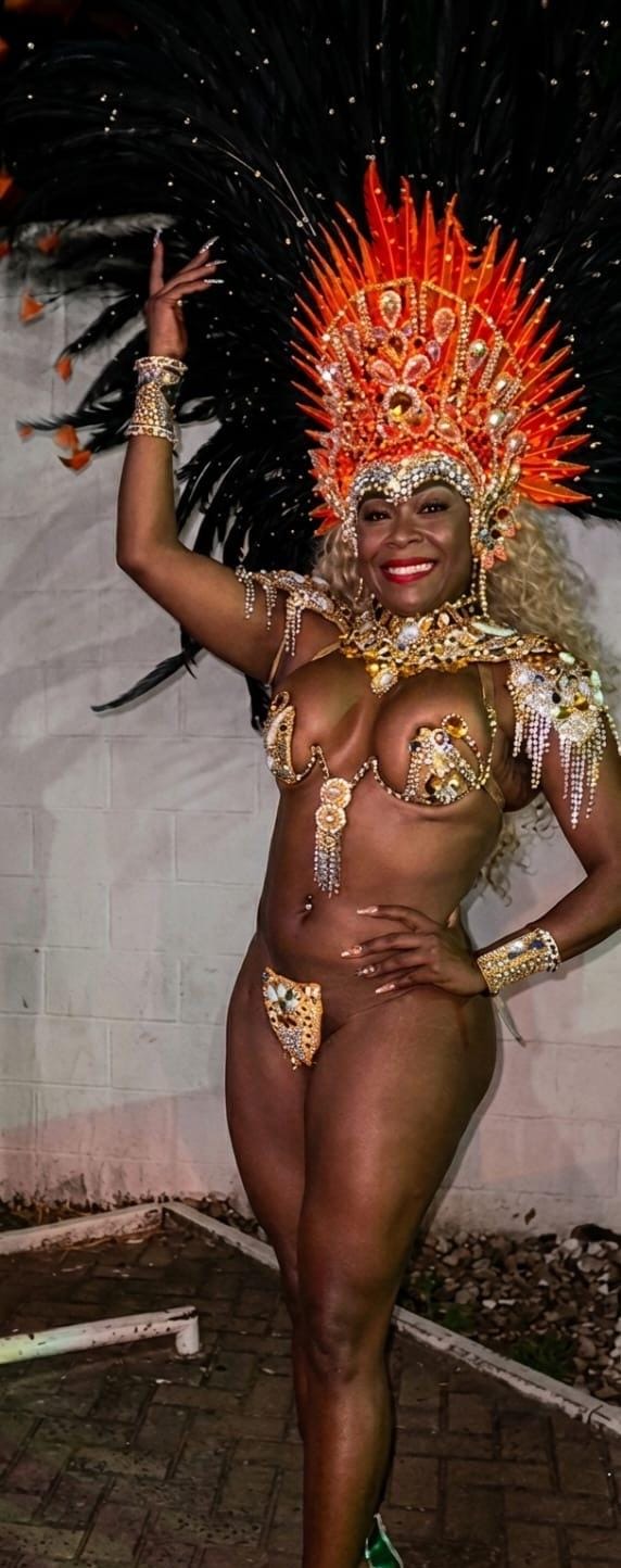 Anna in a gold samba costume