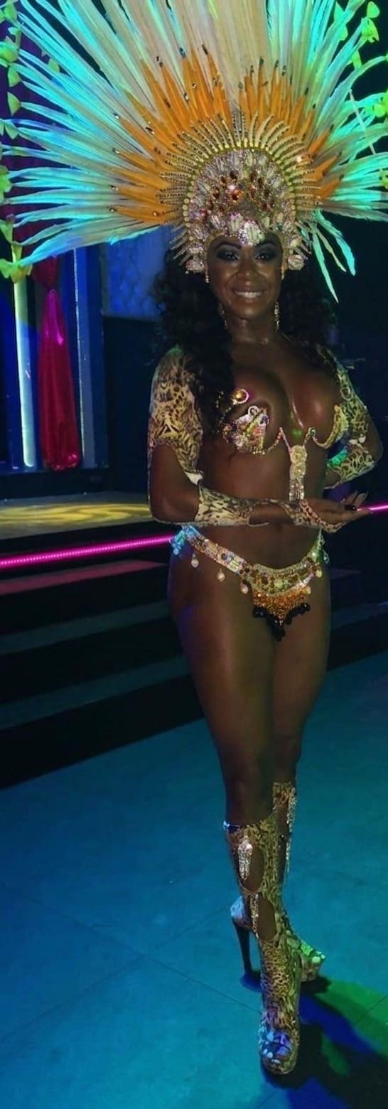 Anna in a tropical samba costume